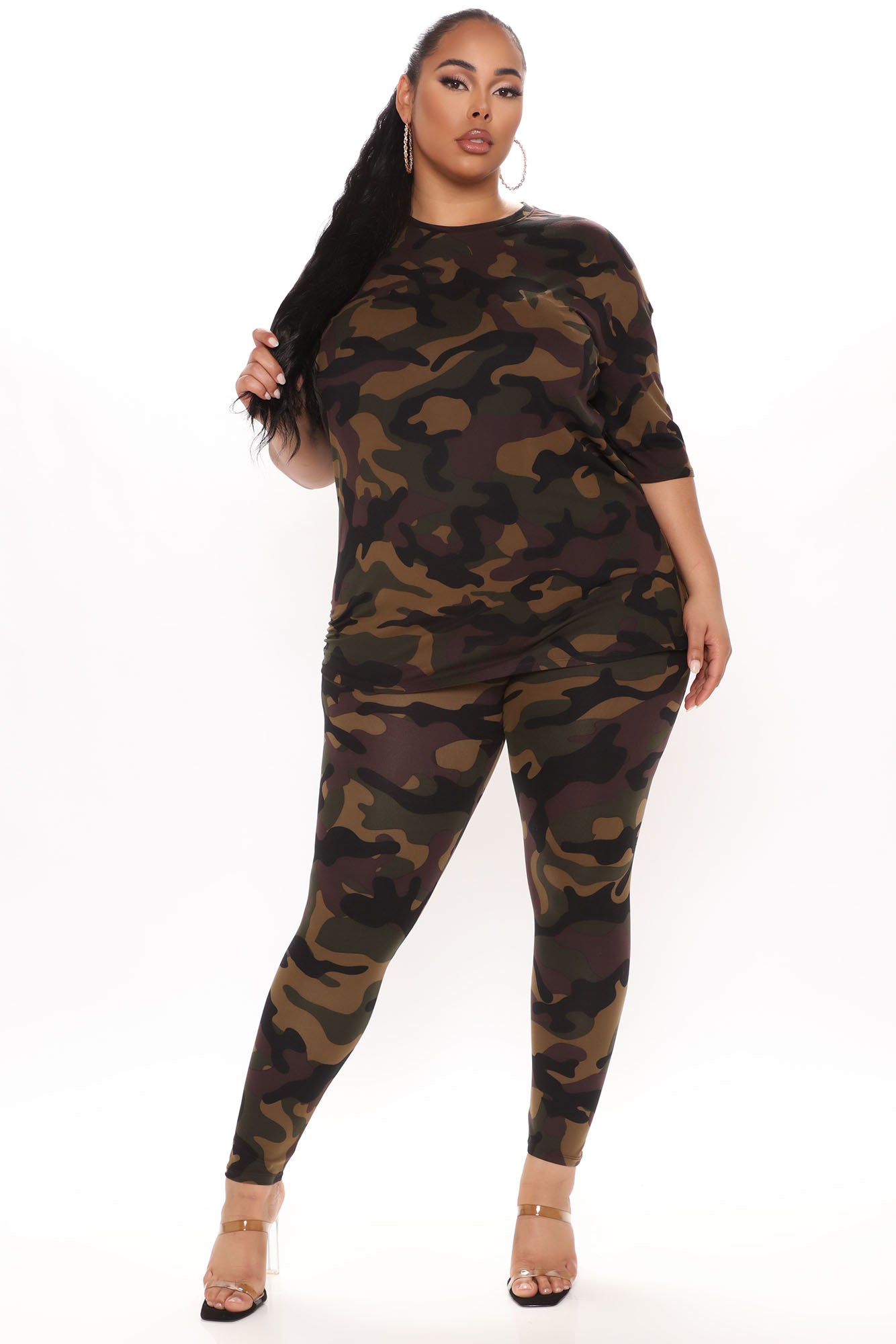 https://cdn.shopify.com/s/files/1/0293/9277/products/01-12-21Studio2_RT_TB_13-24-49_53_ST7201_Browncombo_9867_PLUS_JK.jpg?v=1610412550