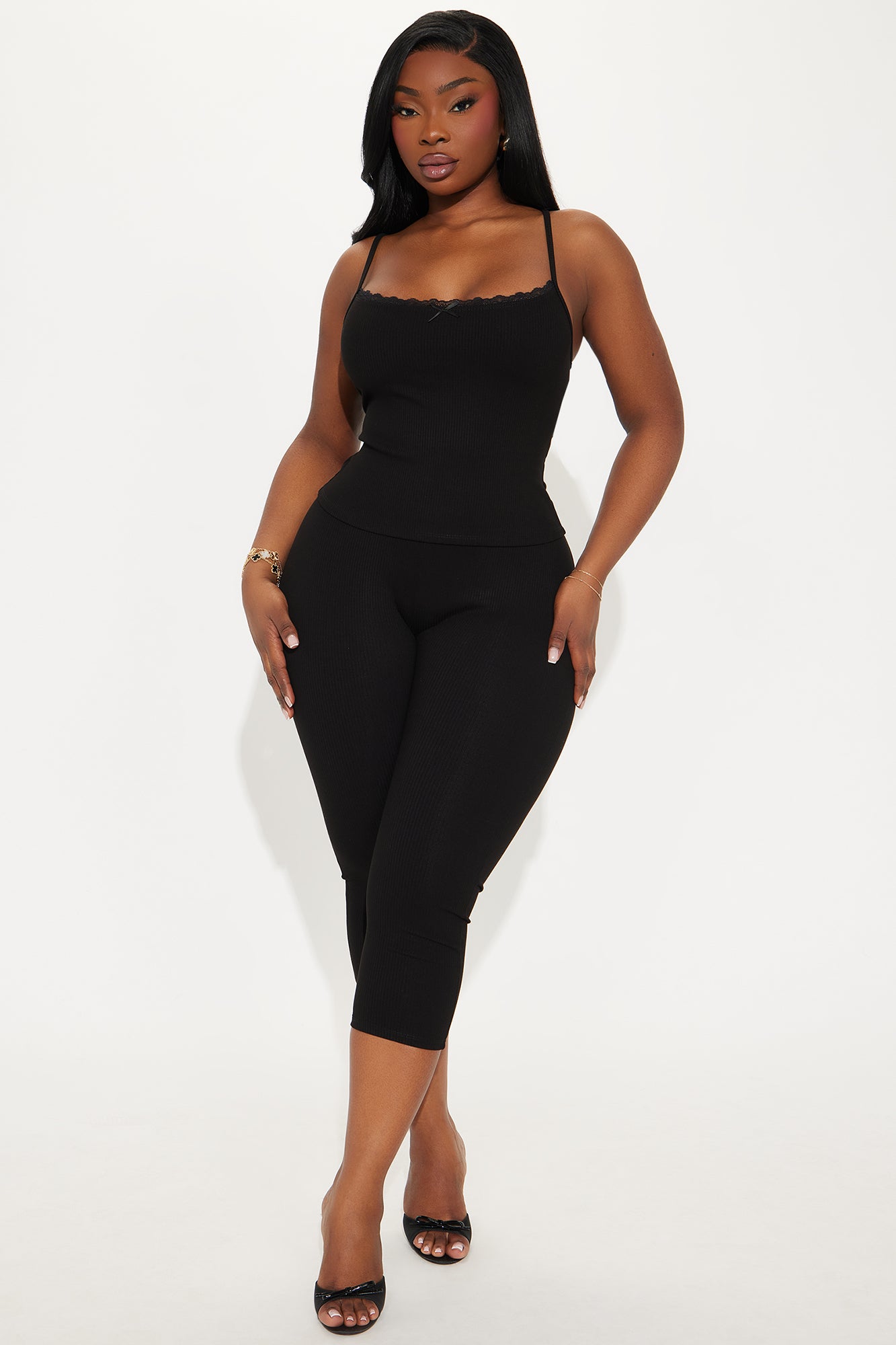 https://cdn.shopify.com/s/files/1/0293/9277/files/01-17-25_S4_26_ST3709FN_Black_AE_SS_10-56-10_PLUS_1474_PXF.jpg?v=1737503403