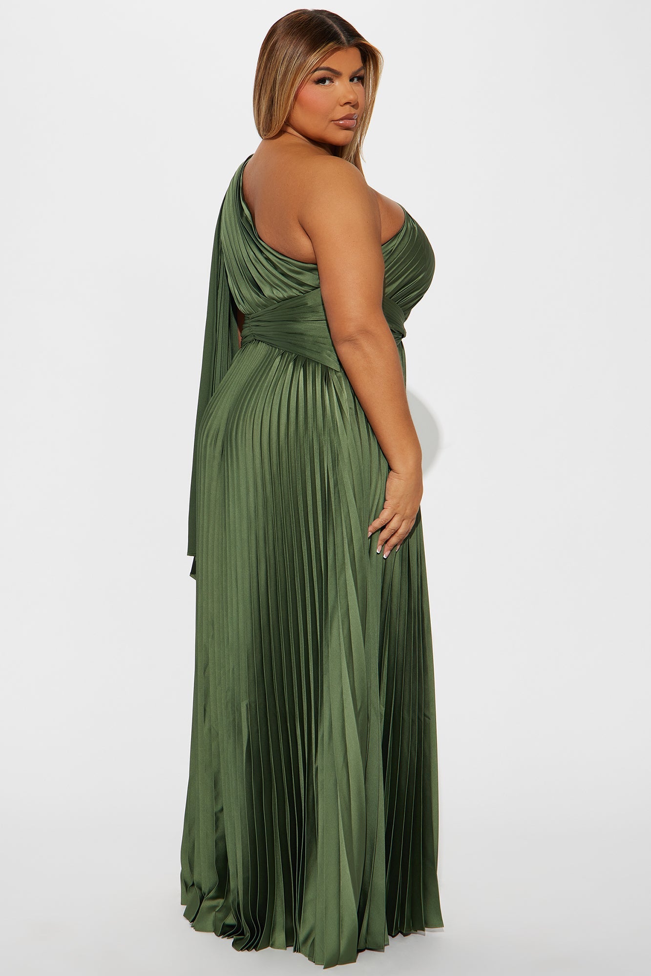 https://cdn.shopify.com/s/files/1/0293/9277/files/03-05-25_S2_9_LD9259_Olive_RM_AC_10-17-02_PLUS_6520_PXF.jpg?v=1741398627