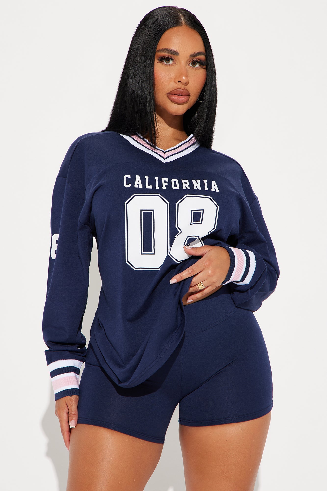 https://cdn.shopify.com/s/files/1/0293/9277/files/05-09-24_S1_32_30108Y_Navycombo_HY_SS_14-14-51_72504_PXF.jpg?v=1718744082