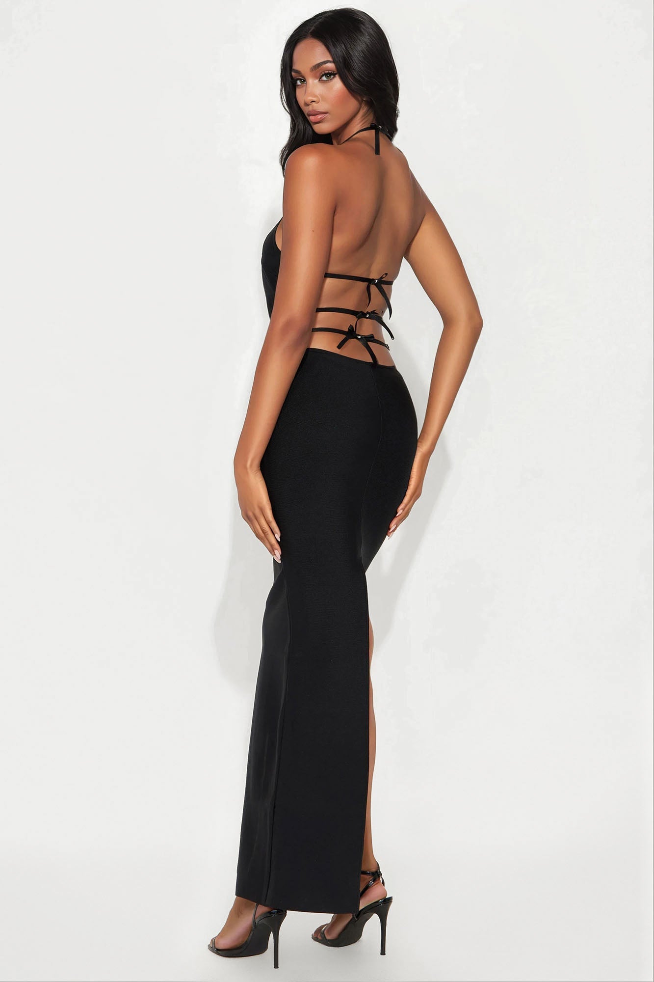 https://cdn.shopify.com/s/files/1/0293/9277/files/05-14-25_S6_44_24GWT13145_Black_RA_AP_13-35-00_84730_CM-Adia_BH_MH.jpg?v=1748030602