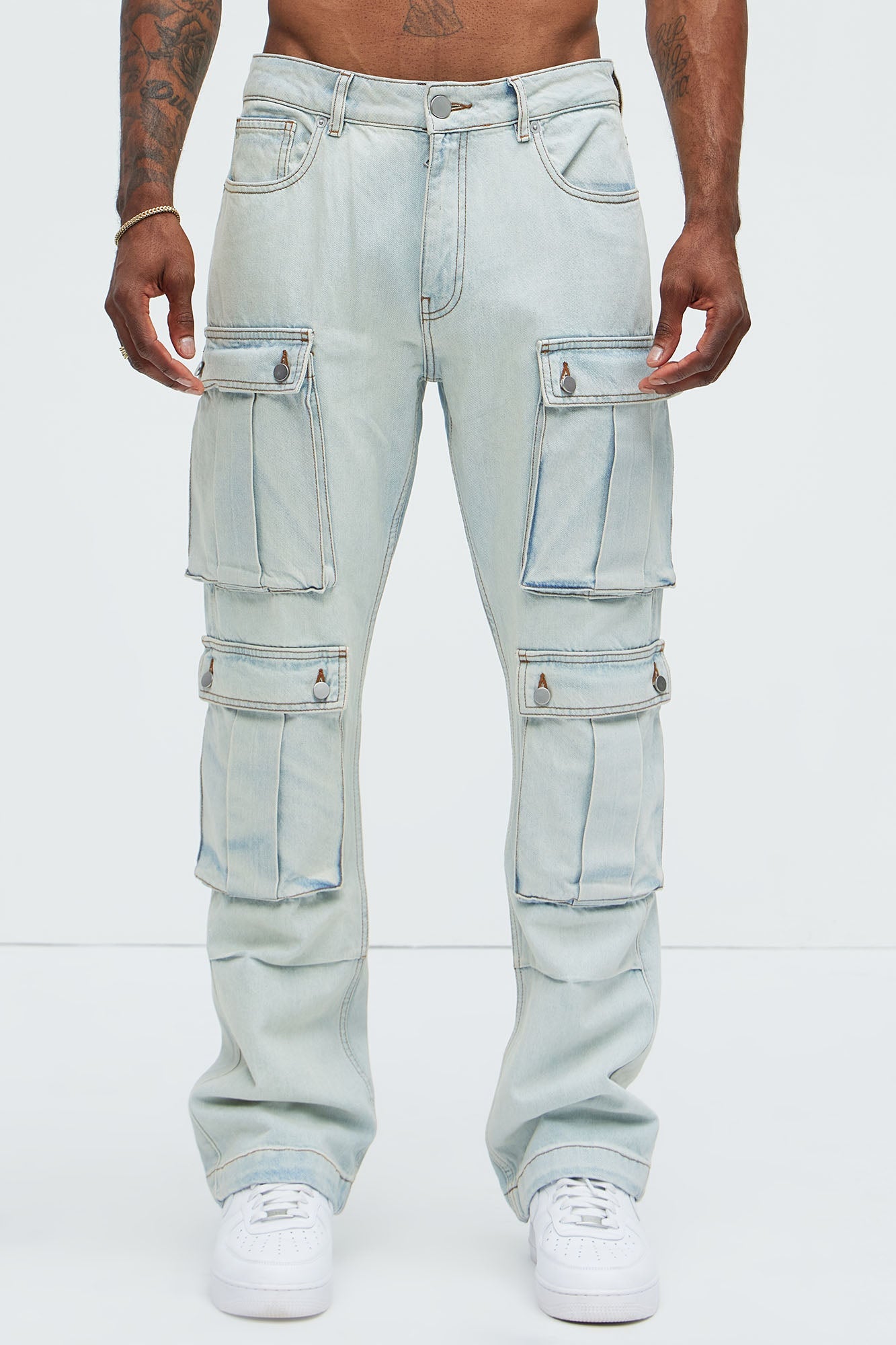 https://cdn.shopify.com/s/files/1/0293/9277/files/08-14-24_S7_2_ZDF01D420037_LightBlueWash_CZ_DJ_09-53-30_54946_CM.jpg?v=1723754398
