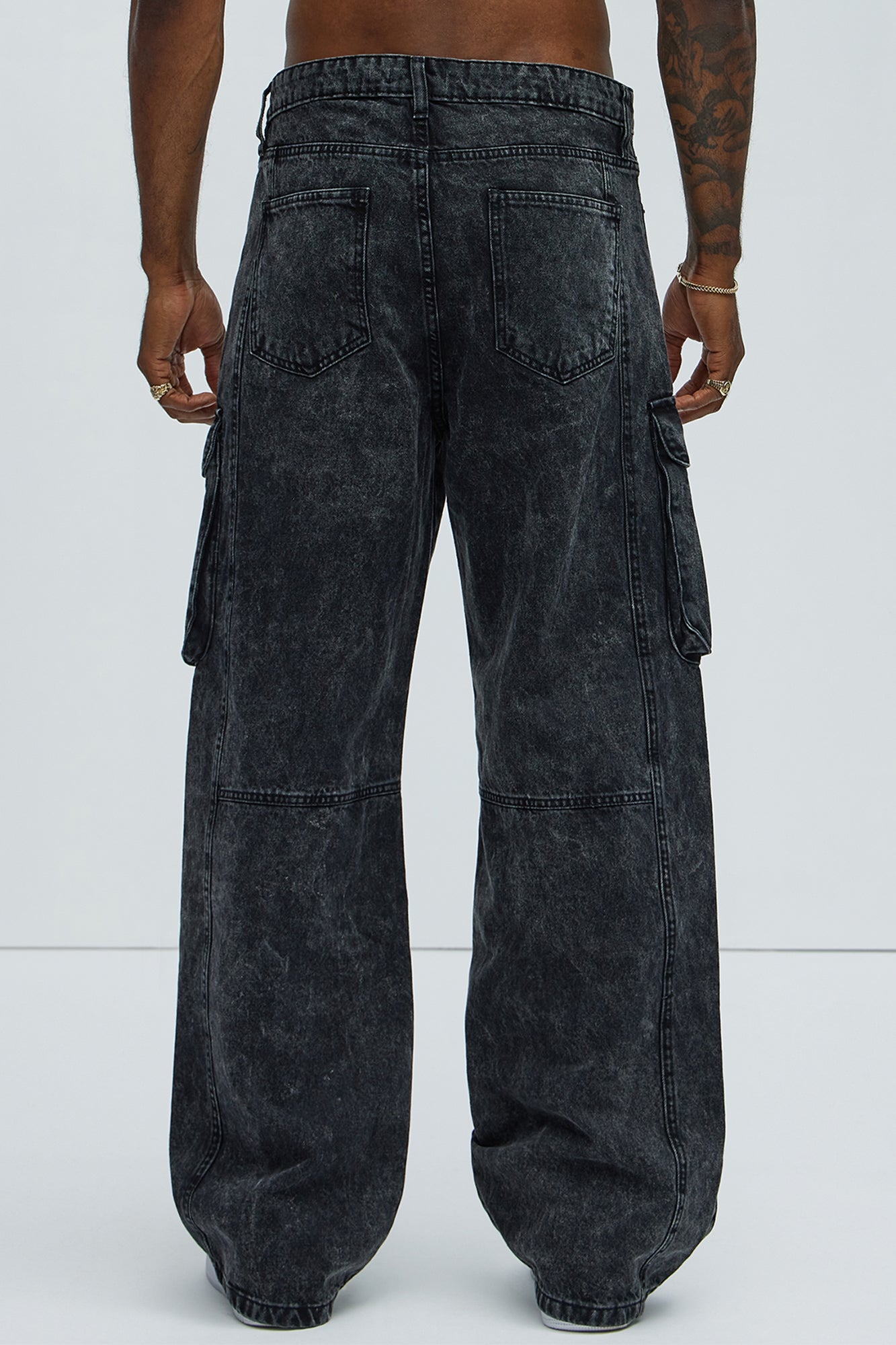 https://cdn.shopify.com/s/files/1/0293/9277/files/09-16-24_S7_41_ZDF01D420041_Black_CZ_DJ_11-52-56_58124_PXF.jpg?v=1726687351