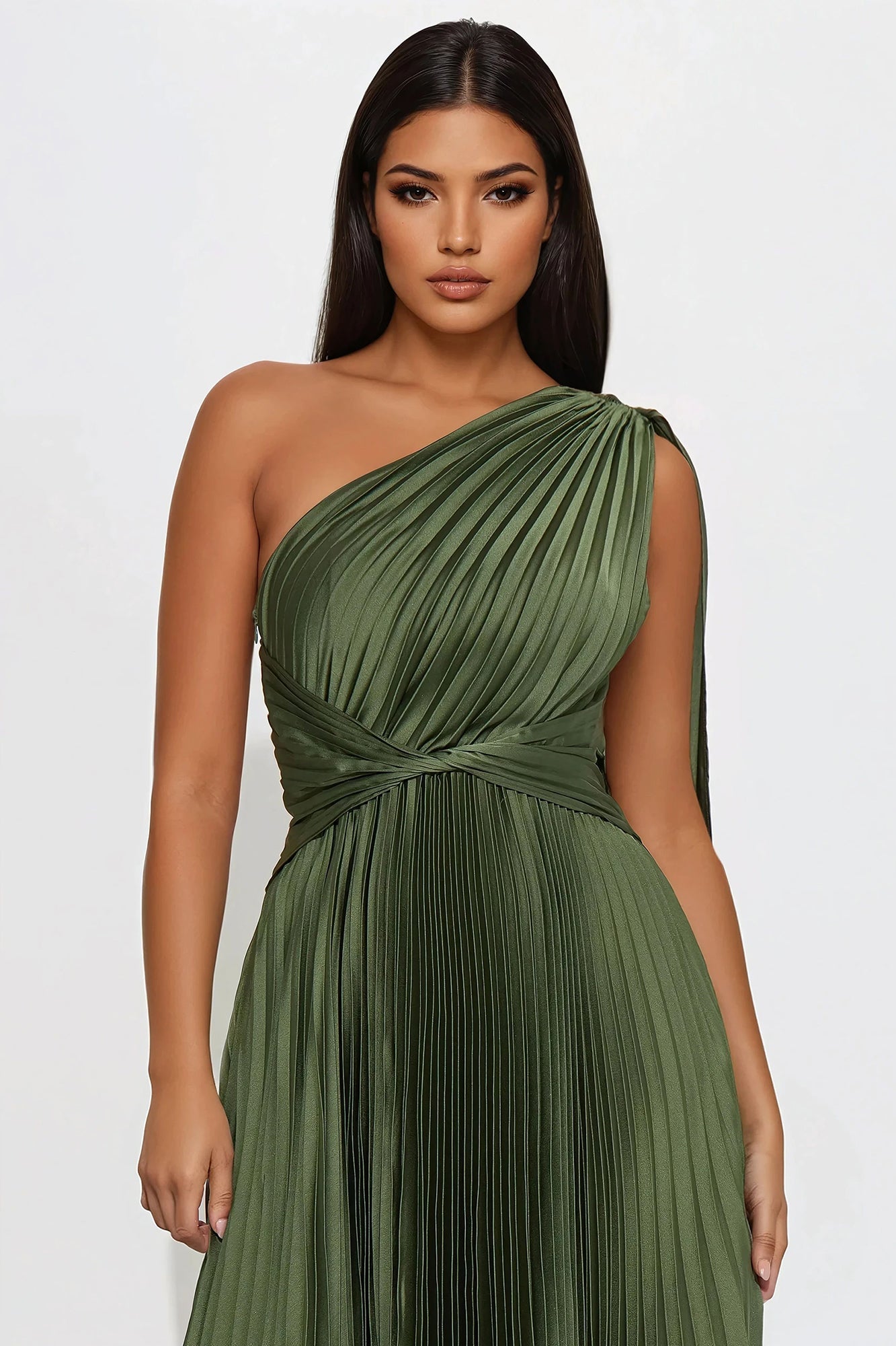 https://cdn.shopify.com/s/files/1/0293/9277/files/02-10-25_S9_58_LD9259_Olive_KP_SS_14-02-37_5457_MH_PXF.jpg?v=1739834498