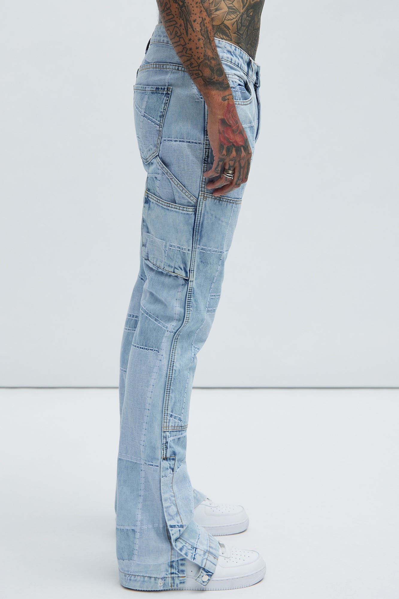 https://cdn.shopify.com/s/files/1/0293/9277/files/02-14-24_S7_46_ZDF01D410017_LightBlueWash_P_ID_DJ_13-14-52_26558_PXF.jpg?v=1708039845
