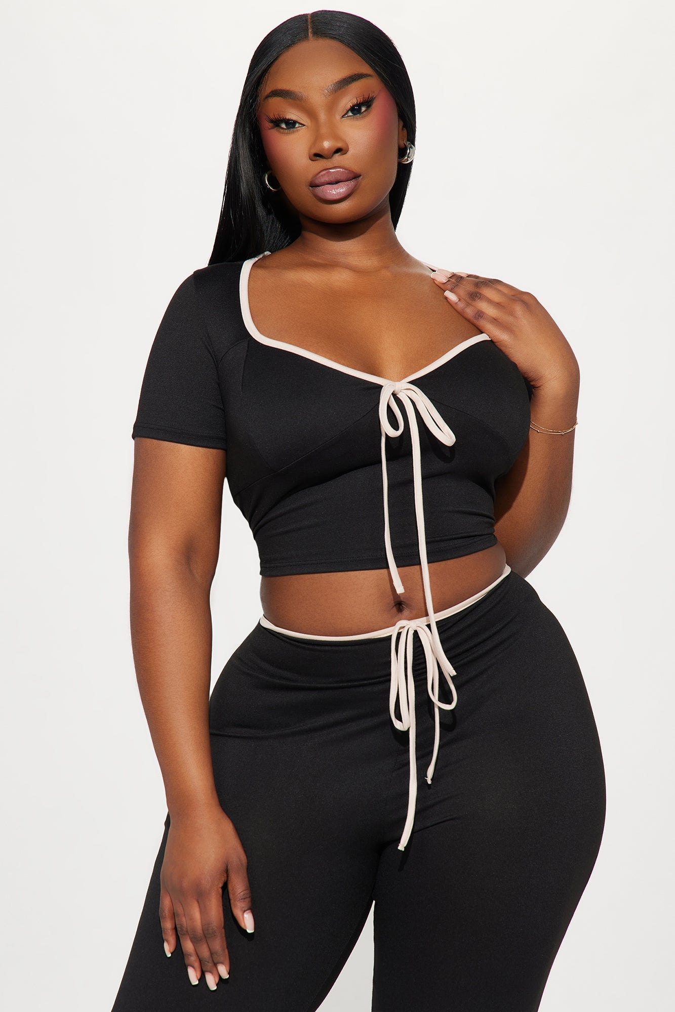 https://cdn.shopify.com/s/files/1/0293/9277/files/03-01-24_S5_34_ST5488_Black_KT_IM_13-56-46_PLUS_53317_PXF.jpg?v=1710285680