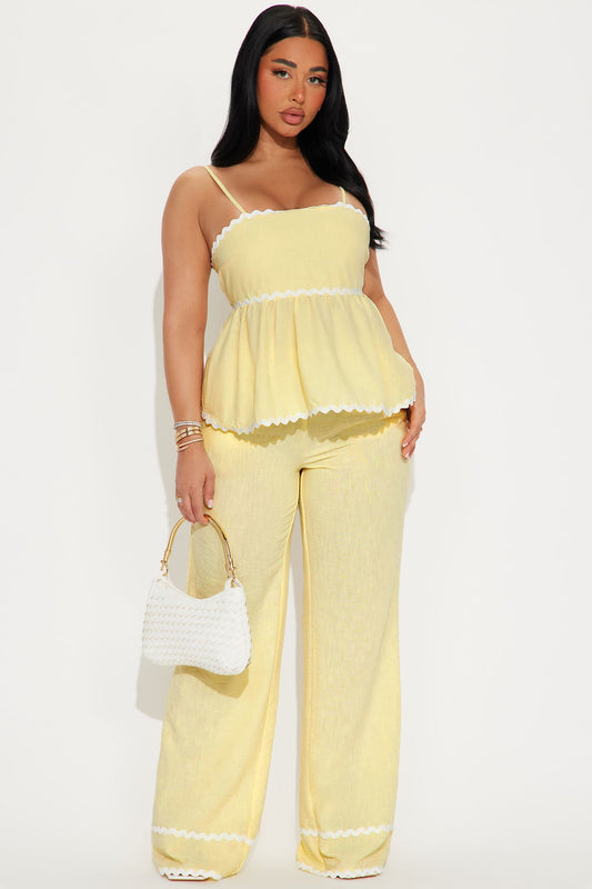 https://cdn.shopify.com/s/files/1/0293/9277/files/03-27-25_S5_33_RWS38072_ButterYellow_CC_RA_MK_15-33-22_58883_SG_KP.jpg?v=1744151190