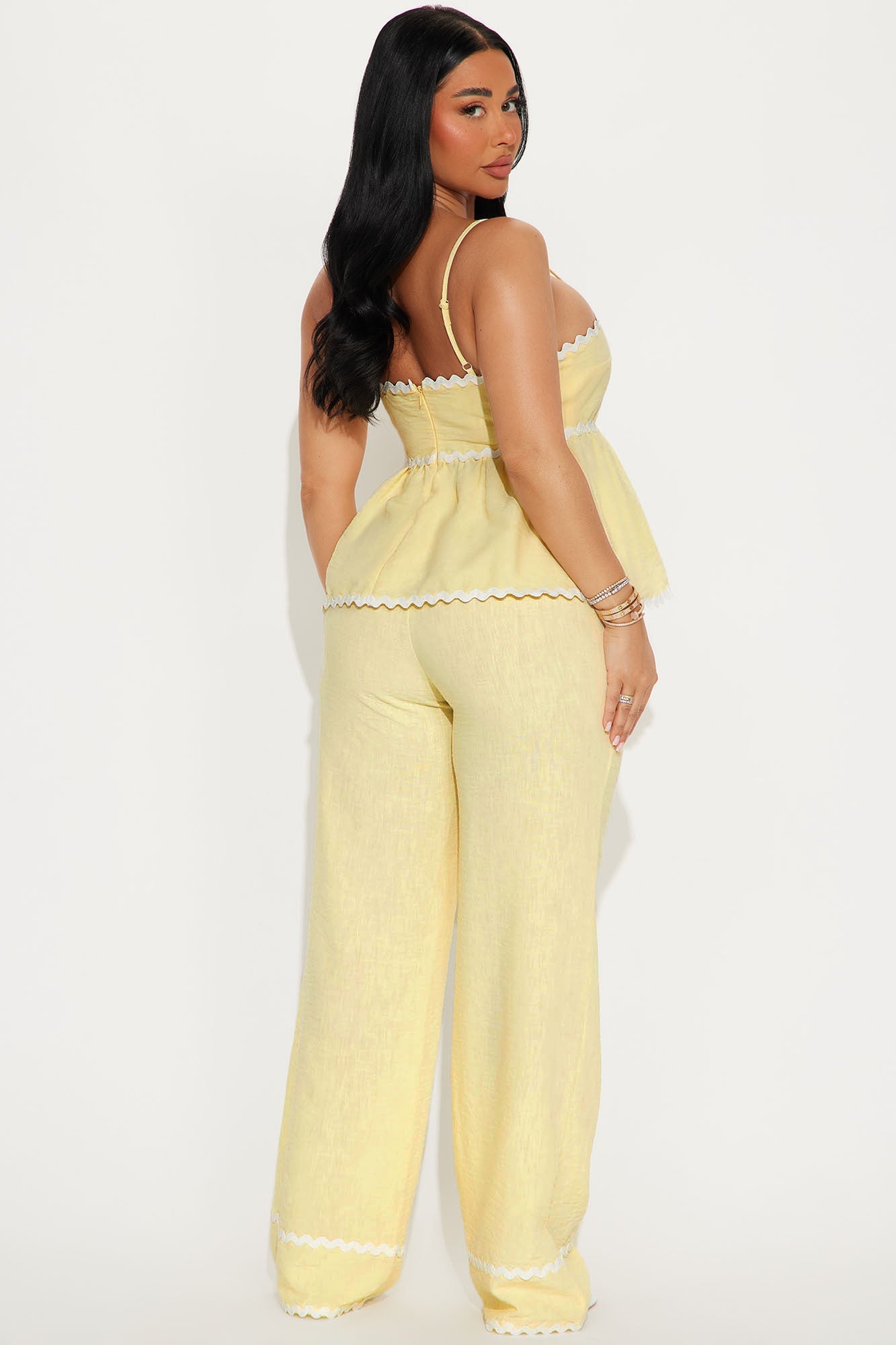 https://cdn.shopify.com/s/files/1/0293/9277/files/03-27-25_S5_33_RWS38072_ButterYellow_CC_RA_MK_15-33-22_58892_SG_KP.jpg?v=1744151190