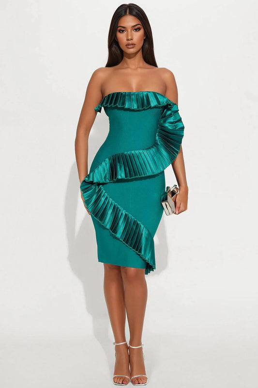 https://cdn.shopify.com/s/files/1/0293/9277/files/03-31-25_S5_25_24GWQ8793_Green_CR_AP_12-05-26_59458-Amira_WG_WG_PXF.jpg?v=1744134535