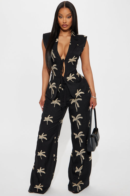 https://cdn.shopify.com/s/files/1/0293/9277/files/04-11-25_S2_16_SJ94062FNS_Black_ZSR_AE_RL_14-59-00_20616_PXF.jpg?v=1744673480