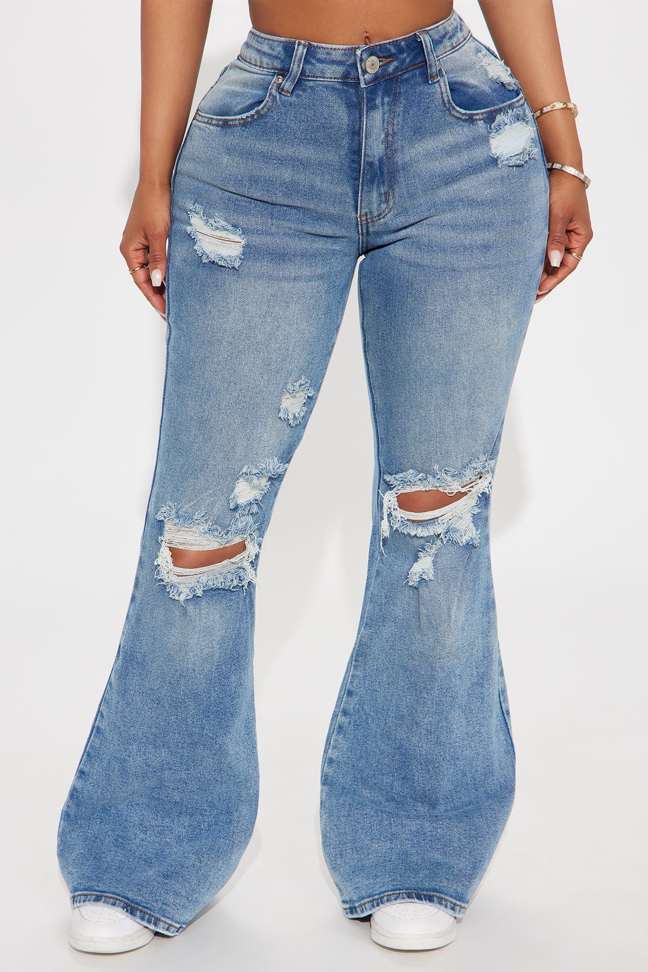 https://cdn.shopify.com/s/files/1/0293/9277/files/05-13-25_S2_13_PF44XND_MediumWash_CXB_RL_15-39-44_30904_PXF.jpg?v=1747239683