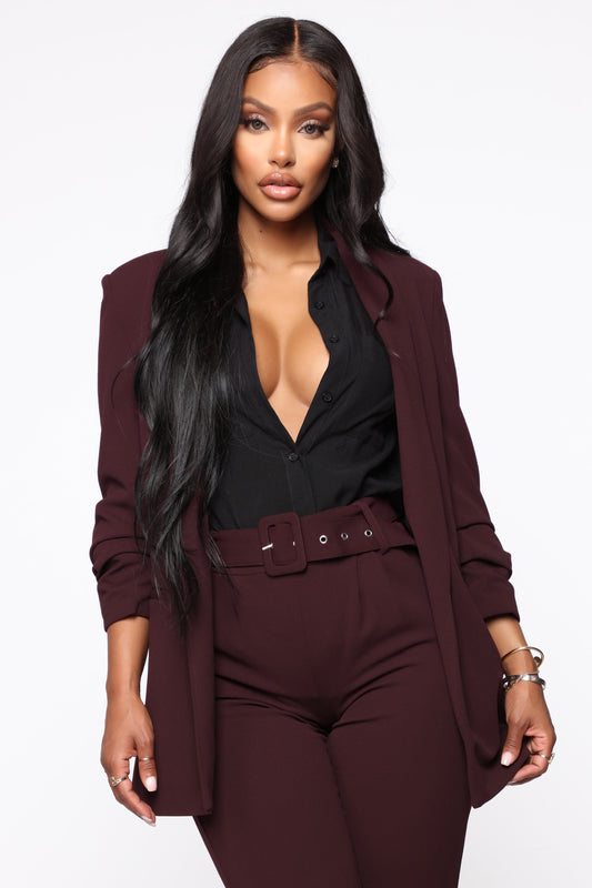 https://cdn.shopify.com/s/files/1/0293/9277/products/08-16-19_Studio_1_DV_15-04-18_20__JK18888Z_Burgundy_PC__6_NT_JK.jpg?v=1571441365