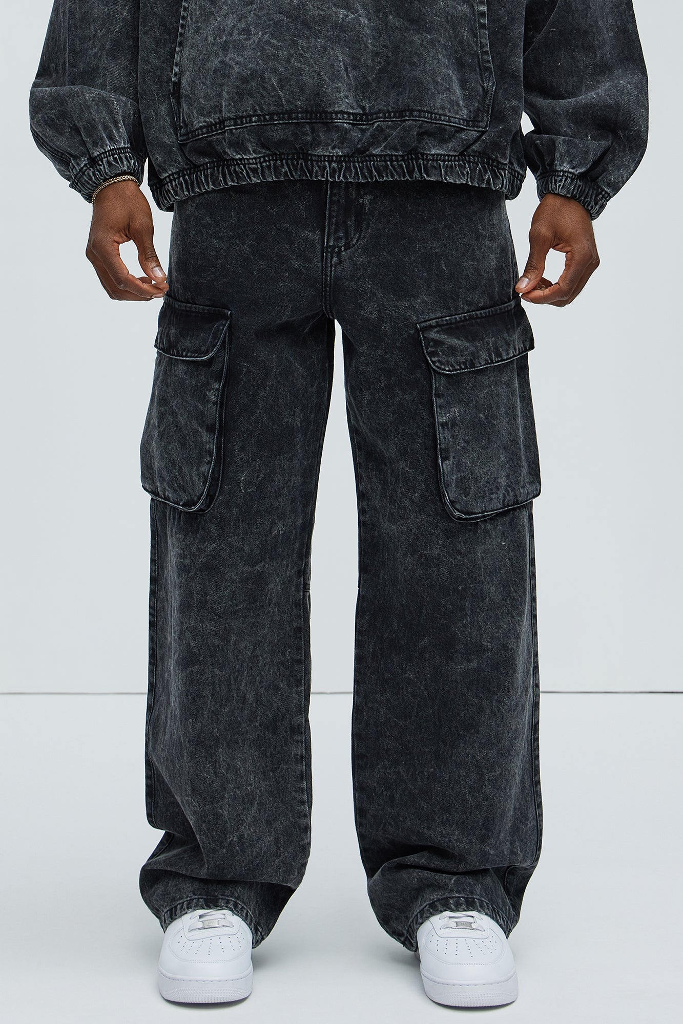 https://cdn.shopify.com/s/files/1/0293/9277/files/09-16-24_S7_41_ZDF01D420041_Black_CZ_DJ_11-52-56_58121_PXF.jpg?v=1726687350