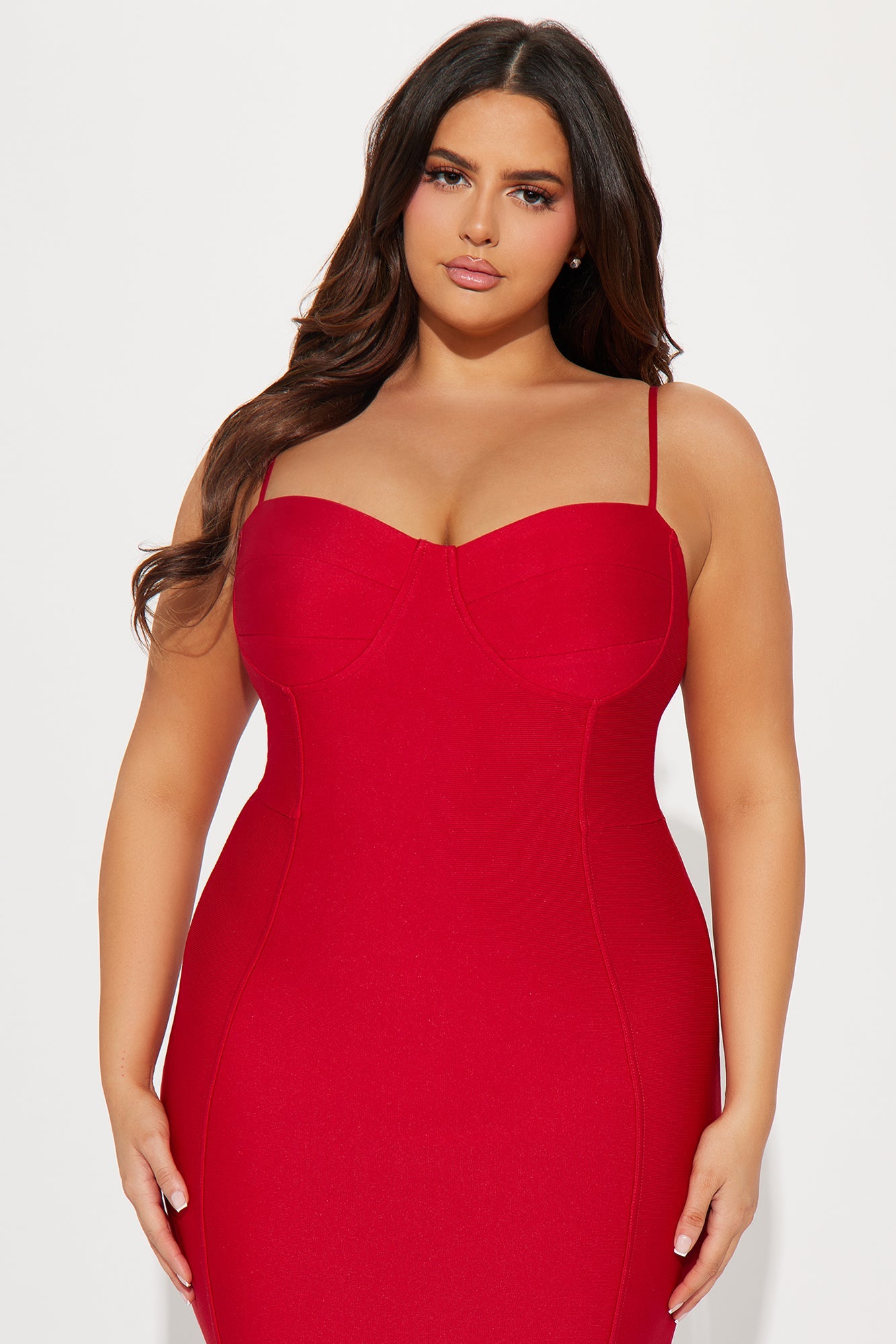 https://cdn.shopify.com/s/files/1/0293/9277/files/10-12-23Studio4_TK_AC_11-59-25_37_GG23033_Red_17310_PLUS_PXF.jpg?v=1697652040