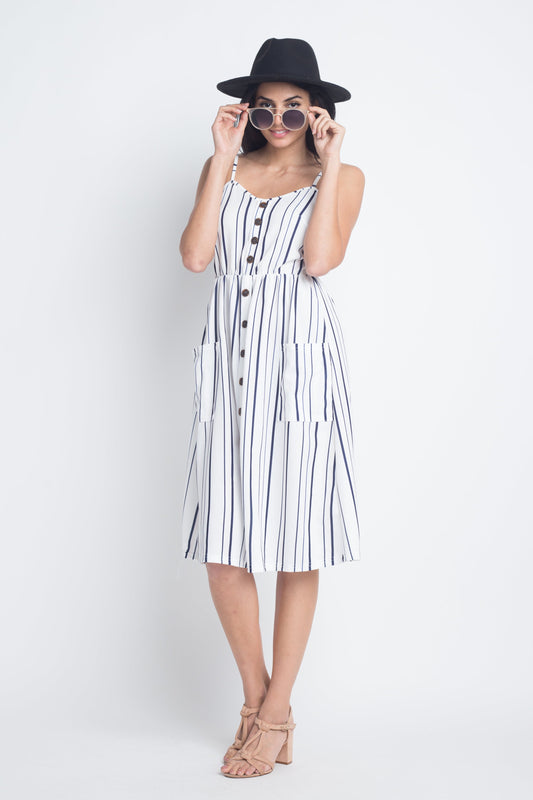 https://cdn.shopify.com/s/files/1/1397/2571/products/EAPR10058_White_Black_3.jpg?v=1539376905