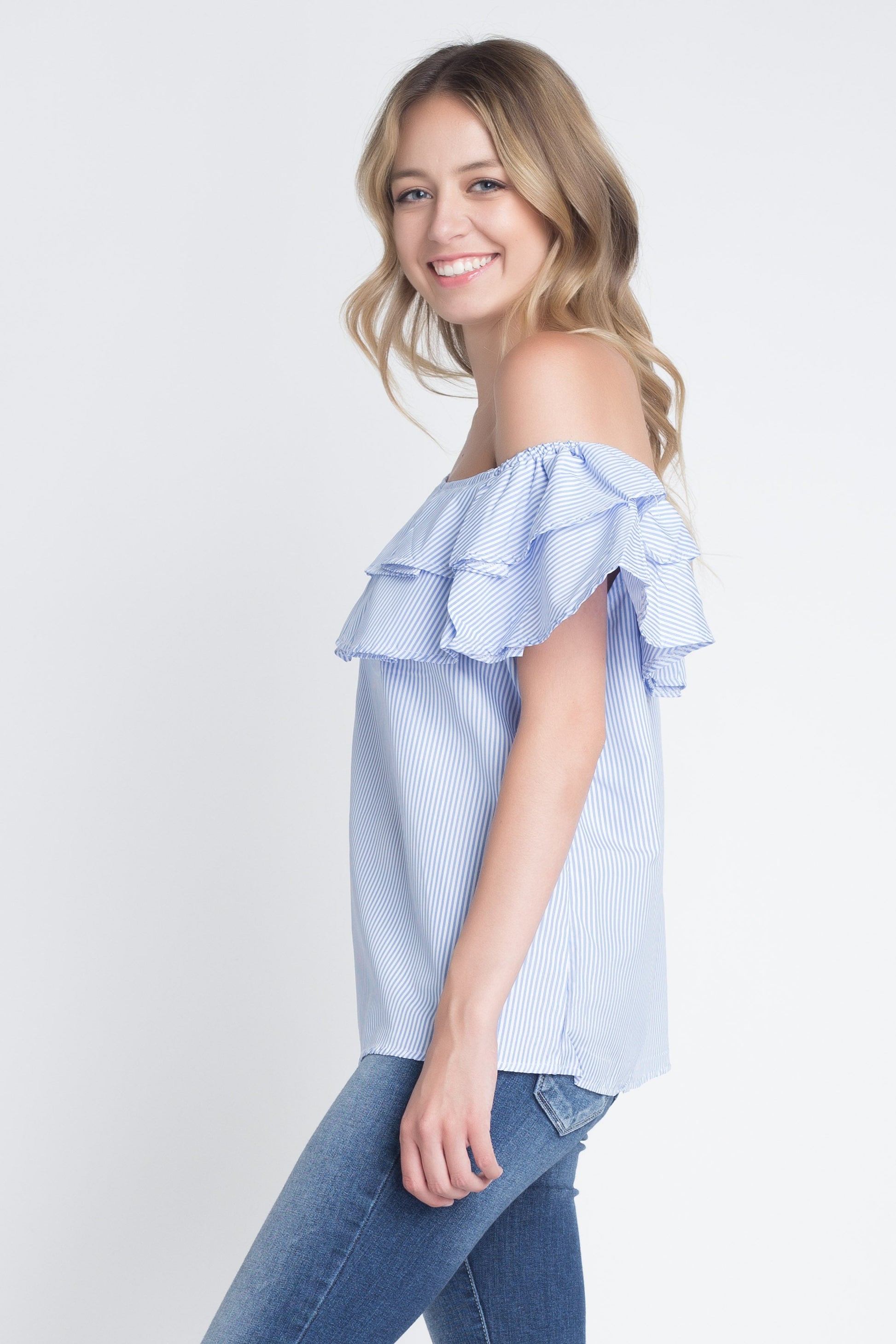 https://cdn.shopify.com/s/files/1/1397/2571/products/MM31971640_White_Blue_4.jpg?v=1532727459