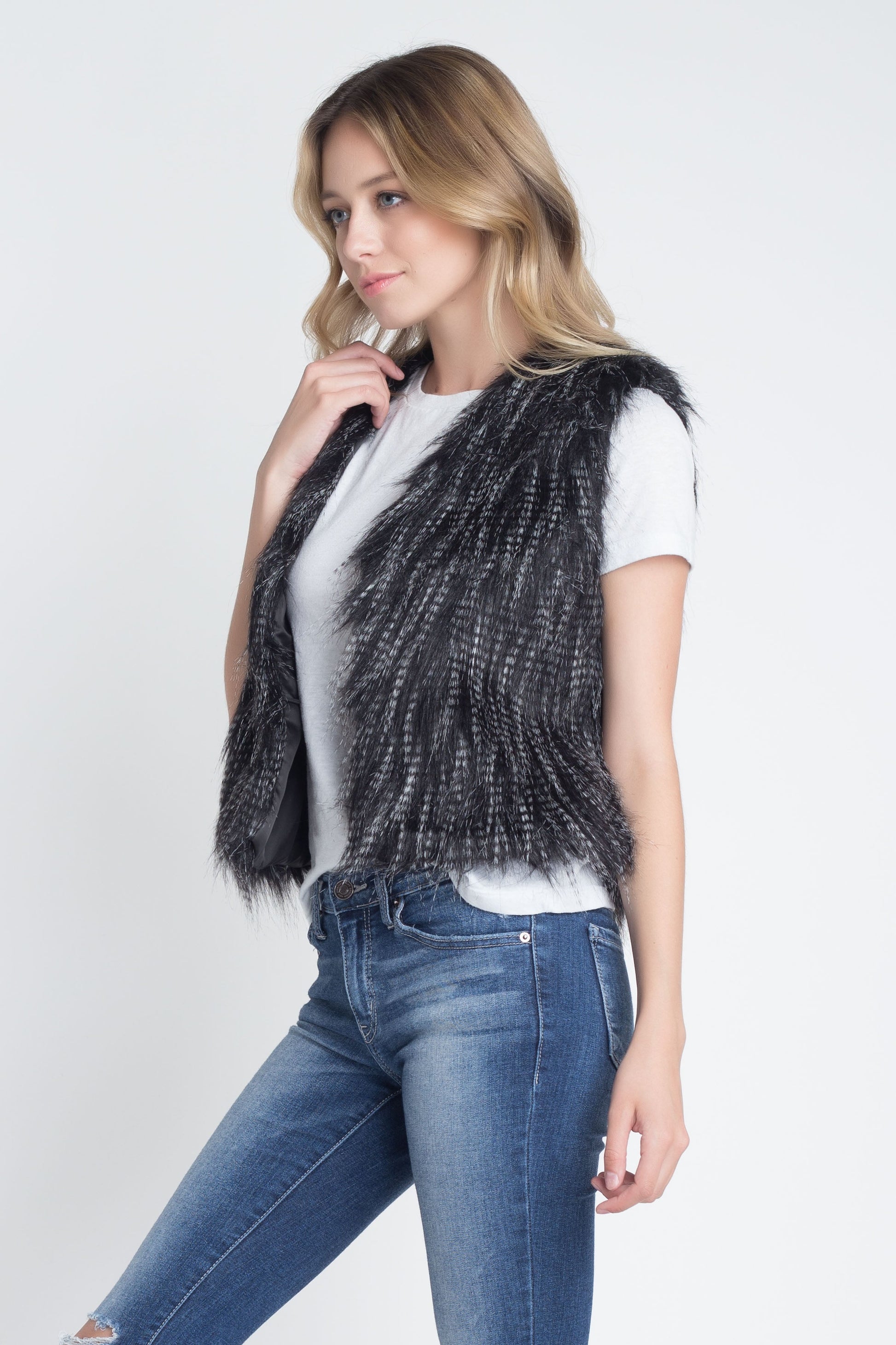 https://cdn.shopify.com/s/files/1/1397/2571/products/MMV1125422463_Black_5.jpg?v=1539209605